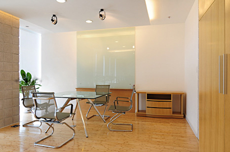 Thiết kế nội thất văn phòng theo phong cách hiện đại tại Hà Nội